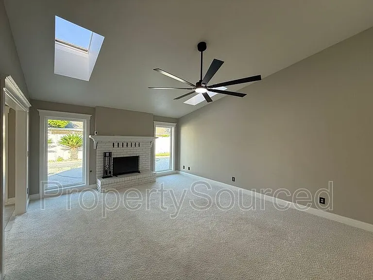 1351 Aksland Dr — Photo 6