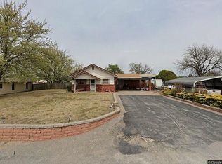 507 E 3rd St, Erick, OK 73645