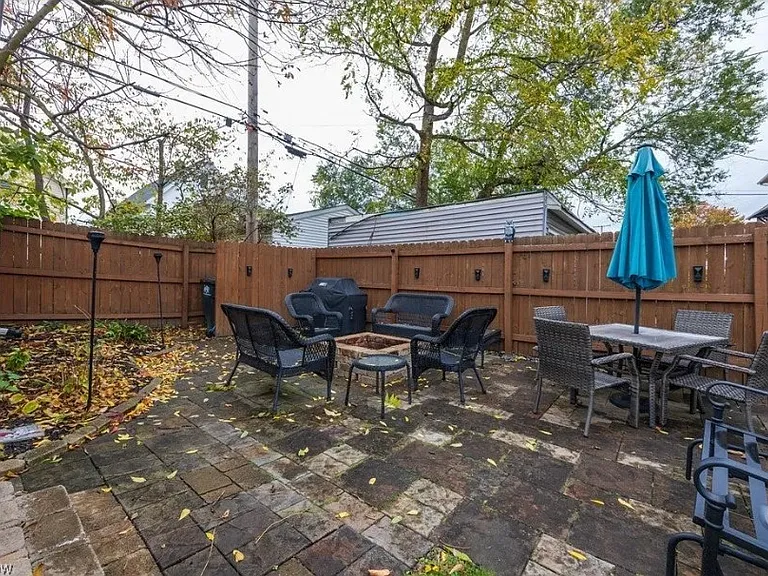 2100 Wascana Ave — Photo 11