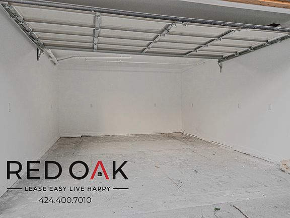 4th image of 216 S Detroit St #218