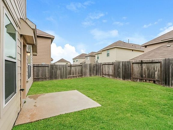 3rd image of 16918 Lacey Bell Ln