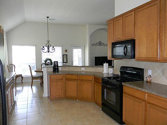 HUGE kitchen, perfect for the largest celebrations!