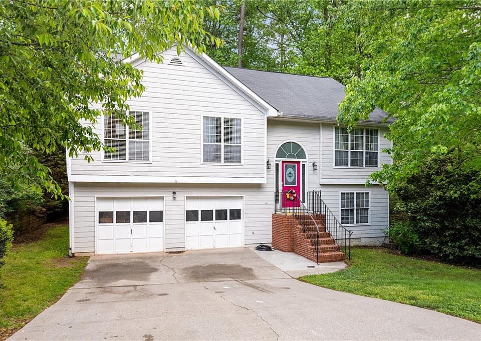 1st image of 3075 Dogwood Creek Pkwy NW