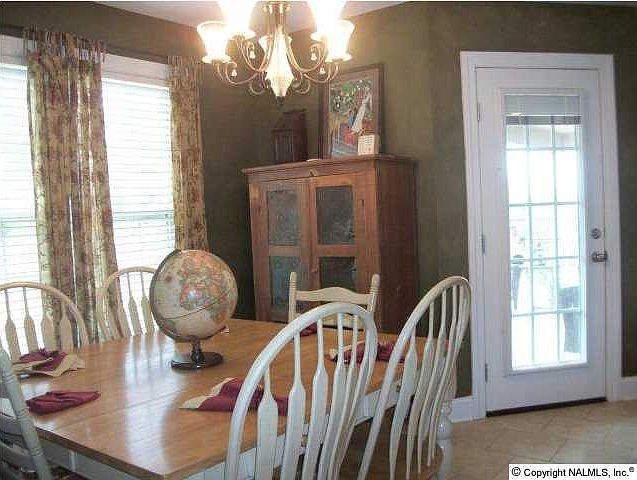 1st image of 104 Tine Ln