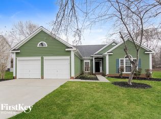 8616 Walsham Dr, Charlotte, NC 28277