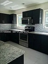 NE 179th Ter — Photo 11
