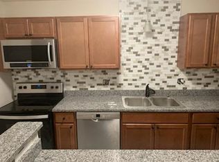 5727D Bramblegate Dr, Greensboro, NC 27409