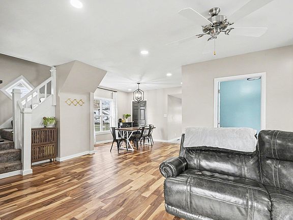 3rd image of 1009 S 26th St