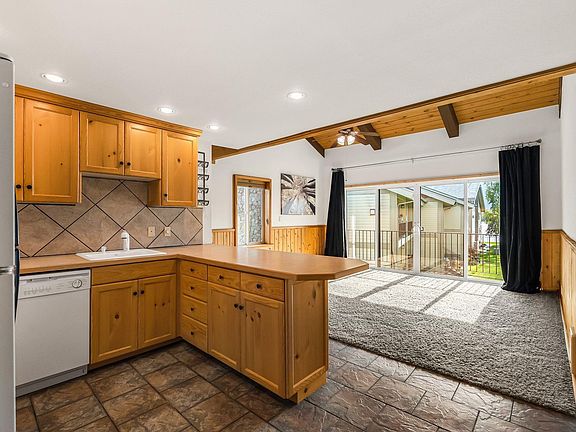 4th image of 301 Iberian Way