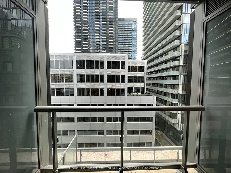 108 Peter St #906 — Photo 7
