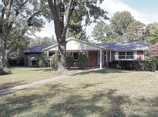 1 Airline Dr, Farmington, MO 63640