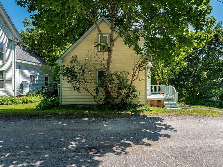 Listing photo 3