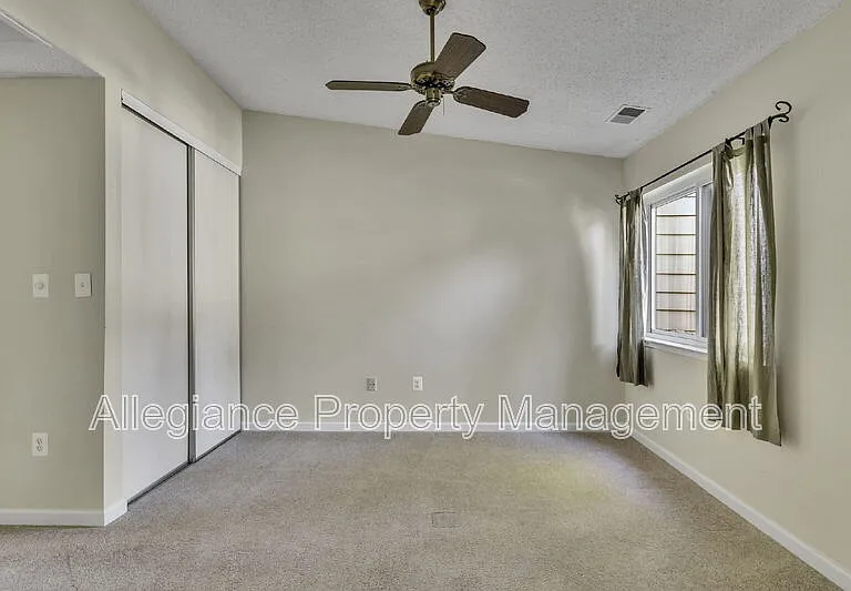 11041 Villaridge Ct #B — Photo 12