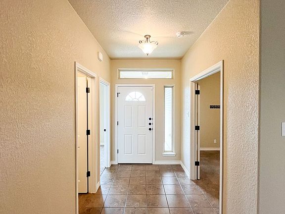 3rd image of 3805 Brookside Dr