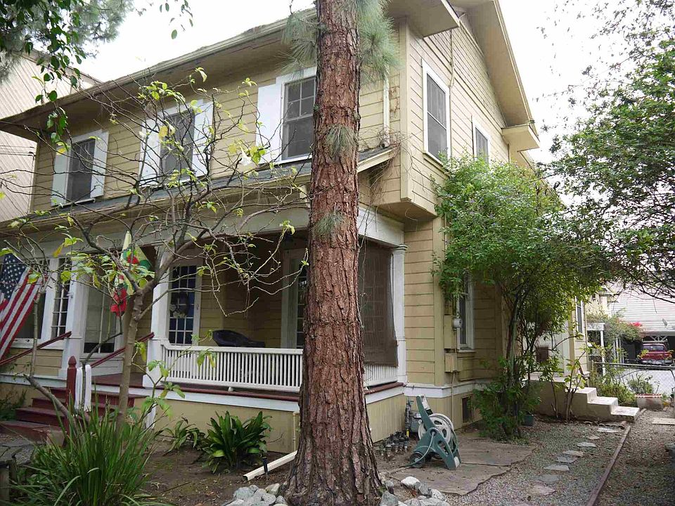 1st image of 510 S Oak Knoll Ave