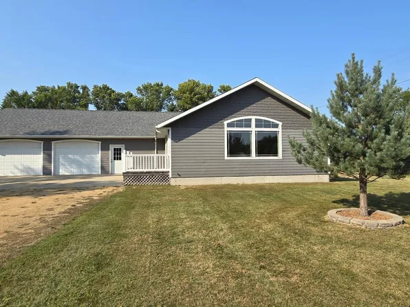 550 Main St, Holland, MN 56139