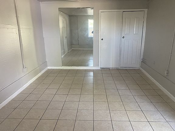3rd image of 3500 NW 8th Ave #3500