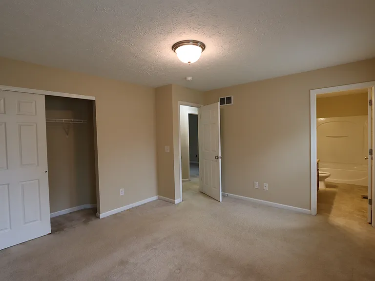 218 Sunset Rd — Photo 10