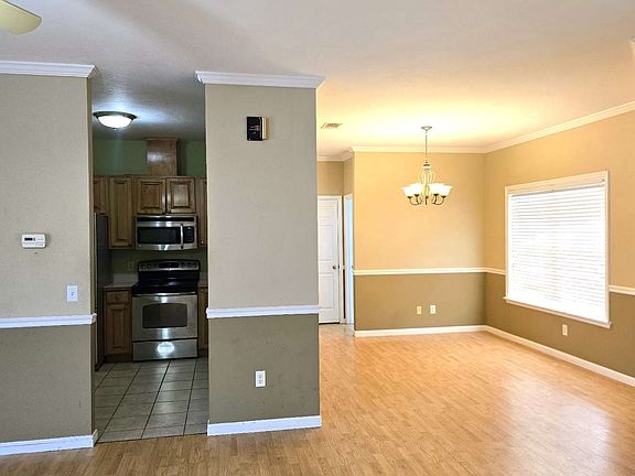5th image of 6389 NW 31st Cir