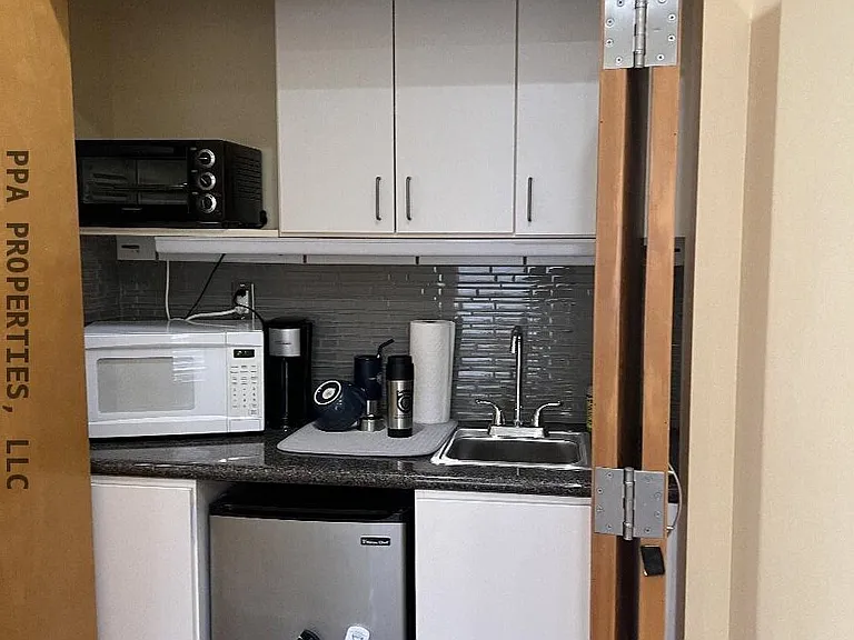 3717 University Dr #C — Photo 25