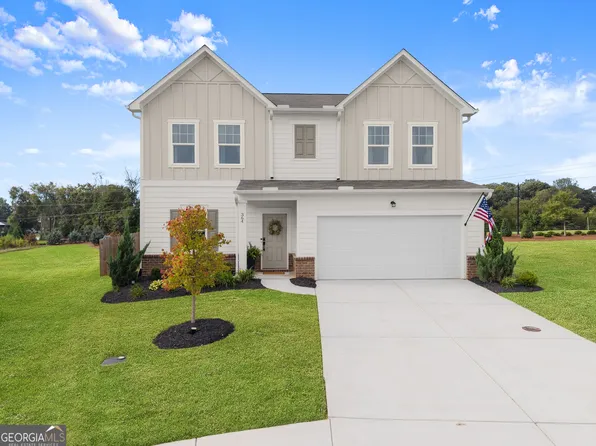 364 Greenwalk Pl, Hoschton, GA 30548