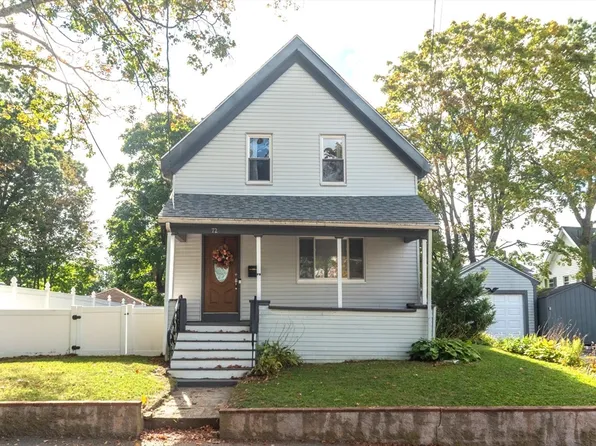 72 Barnum St, Taunton, MA 02780