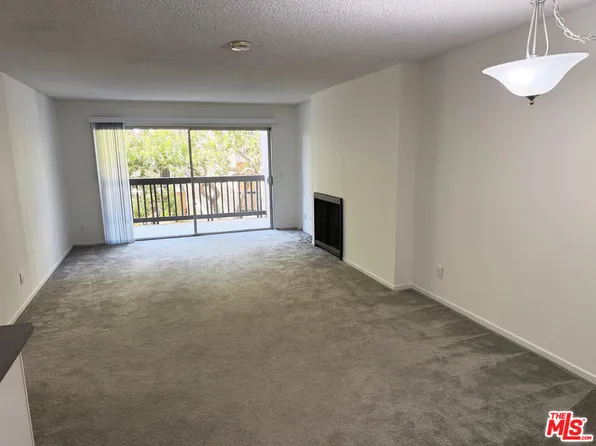 4207 Raintree Cir, Culver City, CA 90230