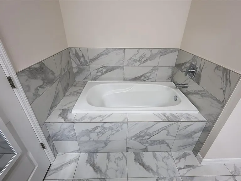 2992 Mearshire Dr — Photo 14