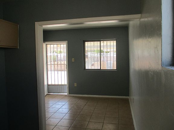 4th image of 7167 N Loop Dr #4