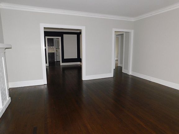 4th image of 919 Hinman Ave #J3-a