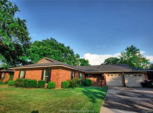 311 N Wickford Cir, Shreveport, LA 71115