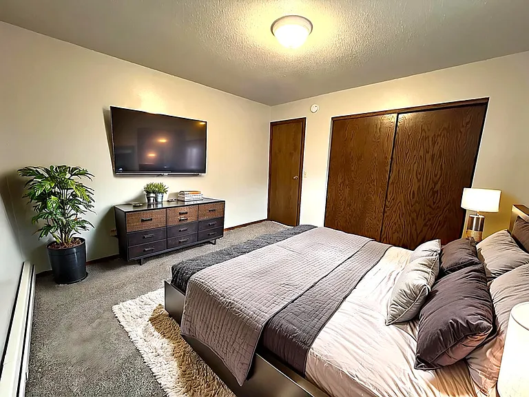 3604 S Cathy Ave — Photo 15