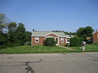 45 Longvue Cir, Ambridge, PA 15003