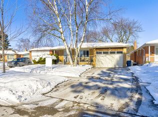 16 Bethley Dr, Toronto, ON M1E 3M7