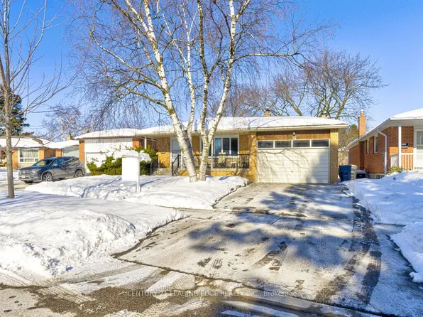 16 Bethley Dr, Toronto, ON M1E 3M7