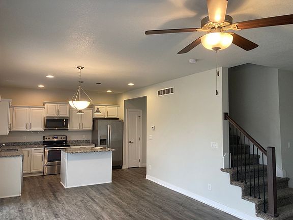 2nd image of 1510 Bennetts Way NW