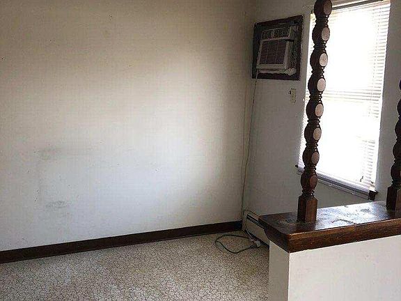 5th image of 153 Cramer St APT 2