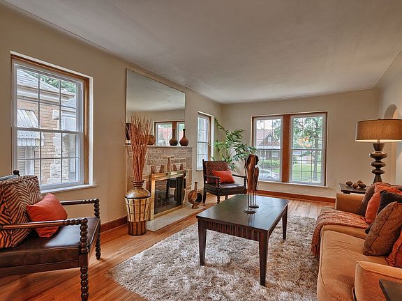 4th image of 5835 Loran St