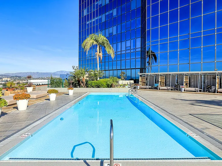 1100 Wilshire Blvd #3309 — Photo 25