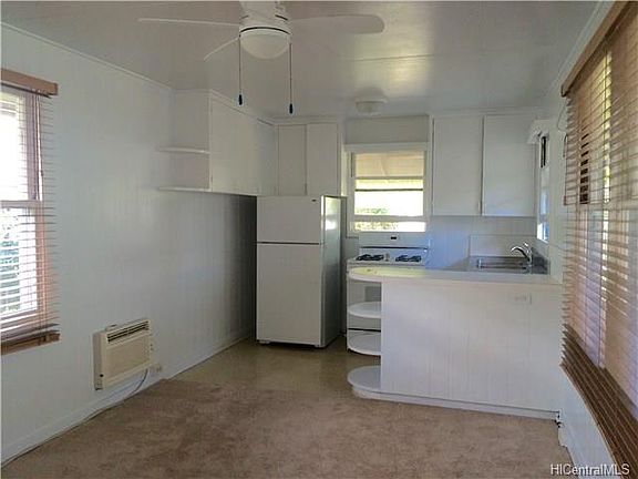 4th image of 3124 Brokaw St APT B