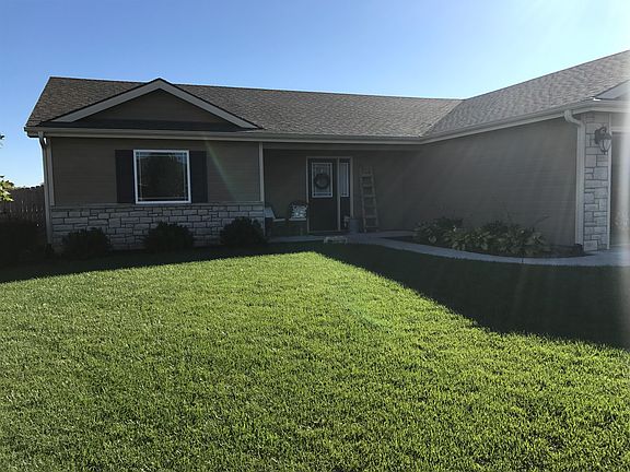 2nd image of 8854 Marigold Ln