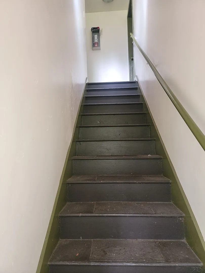 Drew House — Photo 2