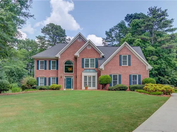 1721 Crowes Lake Ct, Lawrenceville, GA 30043