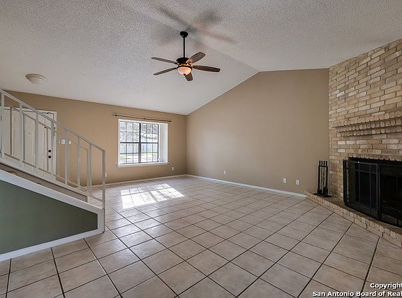 4th image of 7114 Webbwood Way