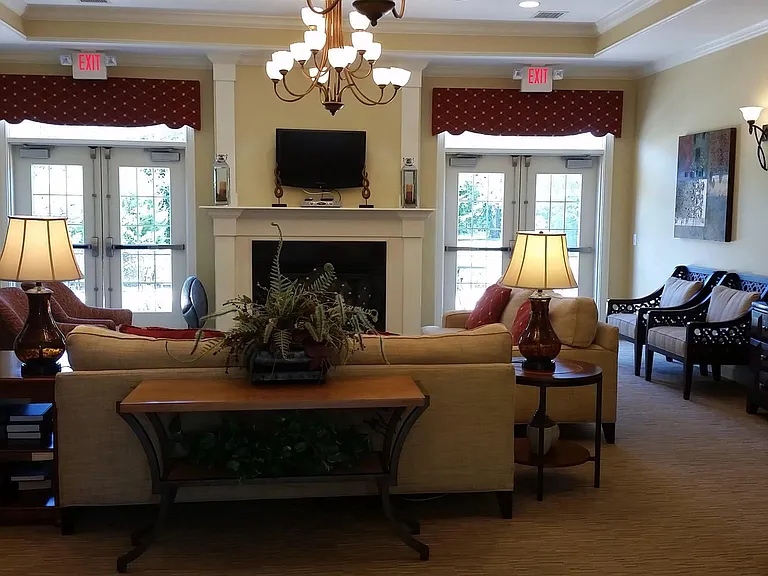 635 Timberlake Dr — Photo 15
