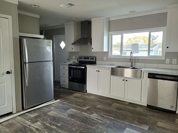 4th image of 1123 Walt Williams Rd #116