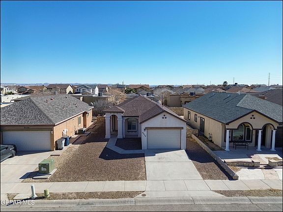 3rd image of 2232 Honour Point Pl