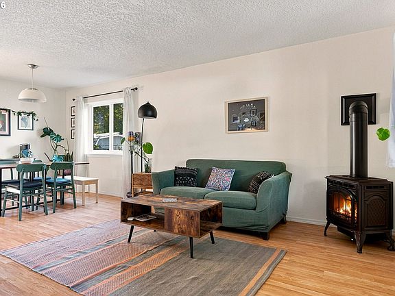 5th image of 10016 N Polk Ave