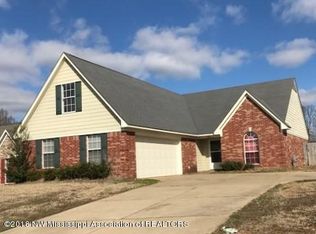 1856 Clairmont Dr, Southaven, MS 38671