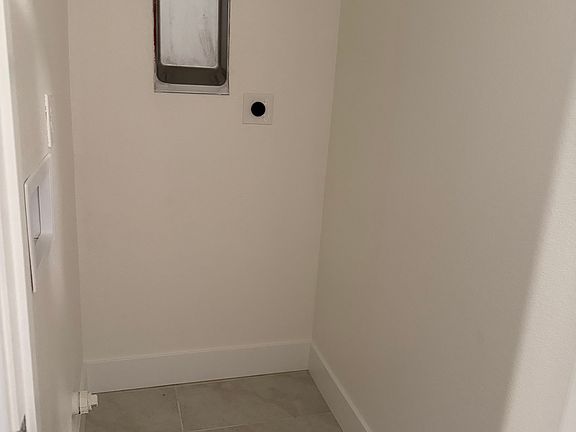 2nd image of 1416 Marmor Ct